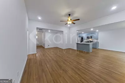 142 Hughes Drive, Warner Robins, GA 31093 - Photo 3