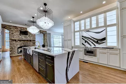1389 Hillside Drive, Grayson, GA 30017 - Photo 15