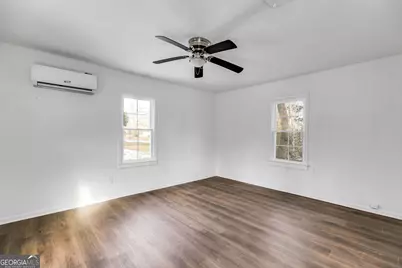 734 W College Street, Bowdon, GA 30108 - Photo 13
