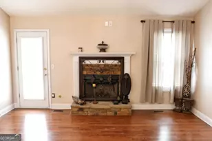 205 Paden Dr, Winder, GA 30680 - Photo 7