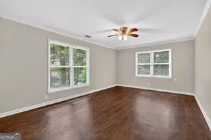 7127 Riverside Dr, Atlanta, GA 30328 - Photo 19