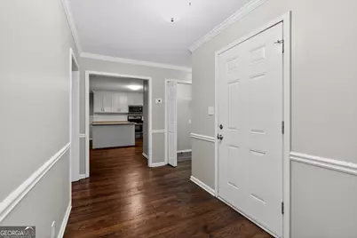 7127 Riverside Drive, Atlanta, GA 30328 - Photo 5