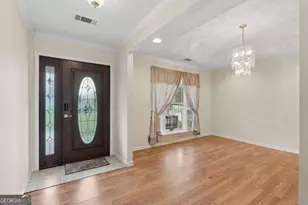 27 Darling St, Savannah, GA 31408 - Photo 3