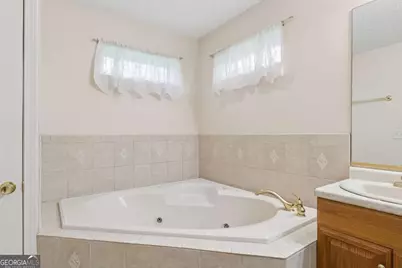 27 Darling Street, Savannah, GA 31408 - Photo 17