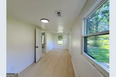 556 Church Street NW, Atlanta, GA 30318 - Photo 17