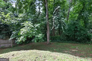 1868 Longdale Dr, Decatur, GA 30032 - Photo 3