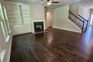 1006 Lakeview Oaks Ct, Grayson, GA 30017 - Photo 3