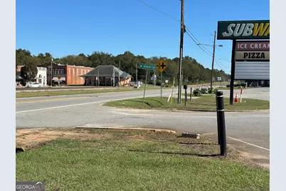 13686 US Highway 80, Jeffersonville, GA 31044 - Photo 11