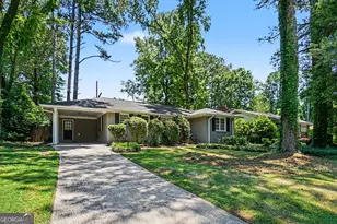 533 Robin Ln SE, Marietta, GA 30067 - Photo 1