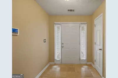 1014 Maple Leaf Ridge, Jonesboro, GA 30238 - Photo 7