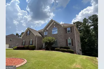 2420 Brynlyn Woods Drive NE, Conyers, GA 30013 - Photo 3