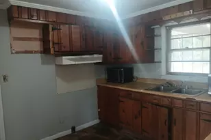 1387 Dewey St, Macon, GA 31206 - Photo 9