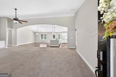 561 Oconee Lane, Commerce, GA 30529 - Photo 7