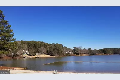 2483 Hi Roc Circle, Conyers, GA 30012 - Photo 3