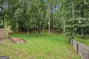 6353 Chestnut Pkwy, Flowery Branch, GA 30542 - Photo 47