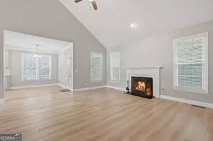 6353 Chestnut Pkwy, Flowery Branch, GA 30542 - Photo 11