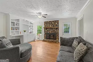 4243 Earney Rd, Woodstock, GA 30188 - Photo 5