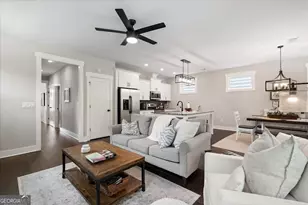 122 Town Walk Ln, Carrollton, GA 30117 - Photo 5