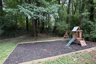 2503 Ridgecrest Dr NW, Kennesaw, GA 30152 - Photo 17