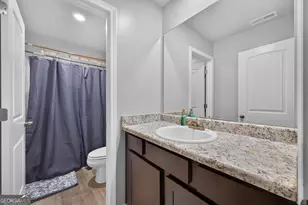 135 Twin Lakes Dr, Covington, GA 30016 - Photo 15