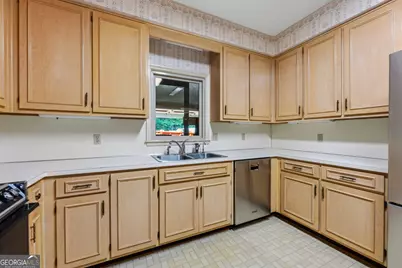 9509 Chickasaw Court, Columbus, GA 31904 - Photo 11