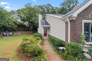 81 Hampshire Ct, Avondale Estates, GA 30002 - Photo 3