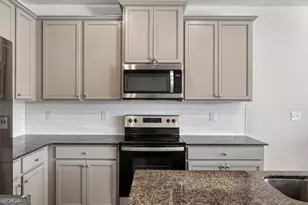 131 Regent Pk, Hoschton, GA 30548 - Photo 7