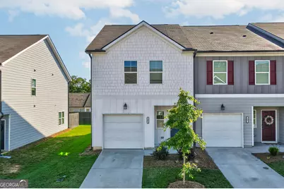 131 Regent Park, Hoschton, GA 30548 - Photo 1