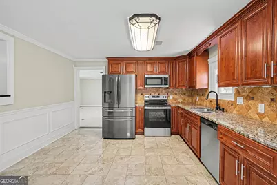 592 Henderson Road, Jonesboro, GA 30238 - Photo 7
