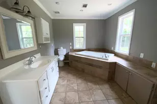 915 Cedar St, Metter, GA 30439 - Photo 15