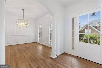 1711 Summit Glen Lane NE, Atlanta, GA 30329 - Photo 3