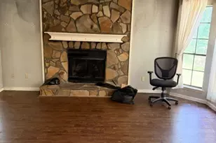 210 Mimosa Dr, Fayetteville, GA 30214 - Photo 3