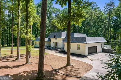 2023 Stoneleigh Drive, Stone Mountain, GA 30087 - Photo 49