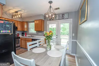 195 Pinewood Drive, Senoia, GA 30276 - Photo 9