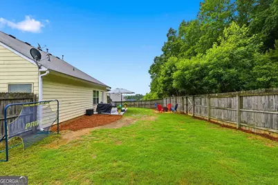 1048 Sutherland Drive, Winder, GA 30680 - Photo 5