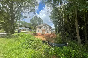 11 E Reynolds St, Newnan, GA 30263 - Photo 11