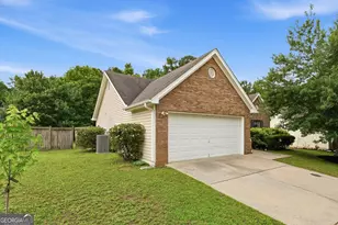 14 Grier Ln, Newnan, GA 30263 - Photo 3