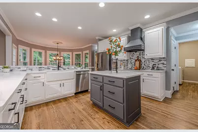10425 High Falls Circle, Johns Creek, GA 30022 - Photo 11