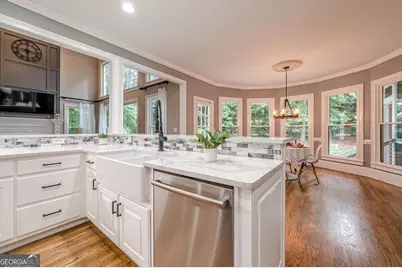 10425 High Falls Circle, Johns Creek, GA 30022 - Photo 15