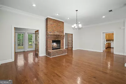 107 Cameron Pointe Drive, Lagrange, GA 30240 - Photo 15