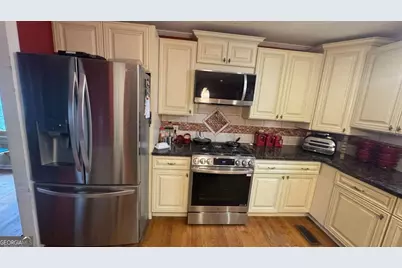 4291 Farmbrook Lane NE, Kennesaw, GA 30144 - Photo 11