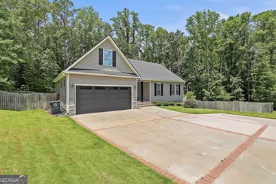 121 Churchill Court, Lagrange, GA 30241 - Photo 5