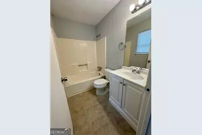 824 Greenhedge Drive, Stone Mountain, GA 30088 - Photo 15