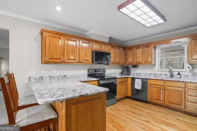 8 Cameron Street, Moreland, GA 30259 - Photo 11