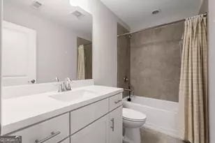 1372 Doublegate Dr, Atlanta, GA 30319 - Photo 41