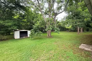 223 Gay St, Millen, GA 30442 - Photo 15