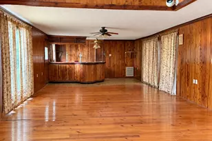 220 Ennis Rd, Barnesville, GA 30204 - Photo 13