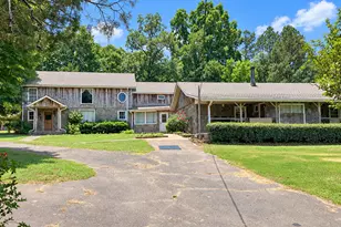220 Ennis Rd, Barnesville, GA 30204 - Photo 7