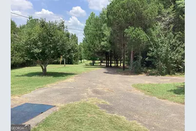 220 Ennis Road, Barnesville, GA 30204 - Photo 15