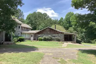 220 Ennis Rd, Barnesville, GA 30204 - Photo 5